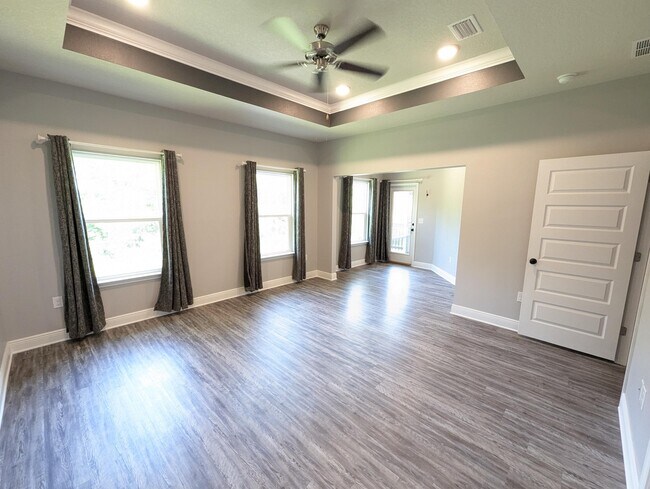 Building Photo - 3565 Pearl Ct