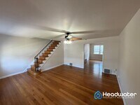 Building Photo - 261 S Bayberry Ln