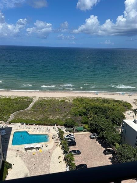 Building Photo - 1900 S Ocean Blvd