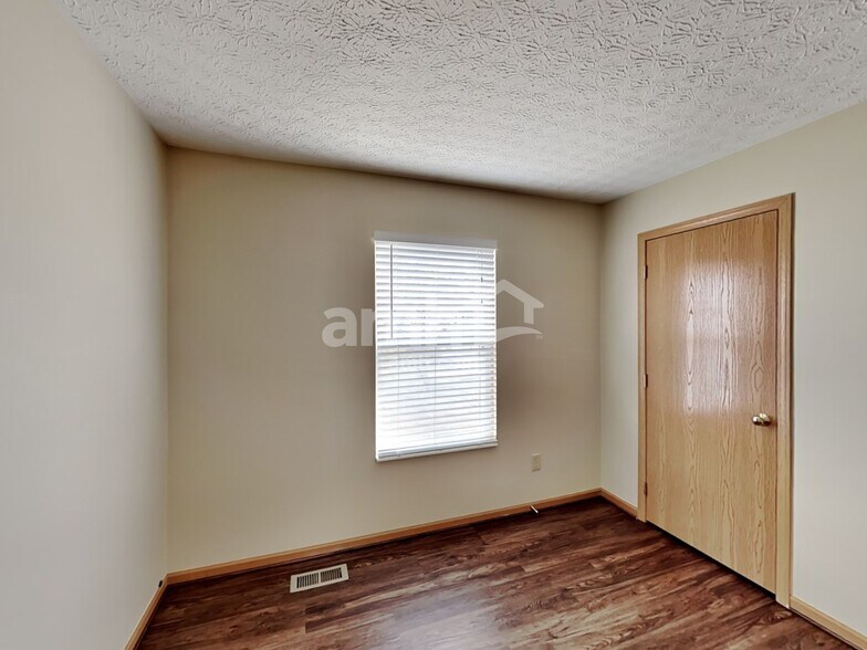 Building Photo - 3446 Natalie Dr
