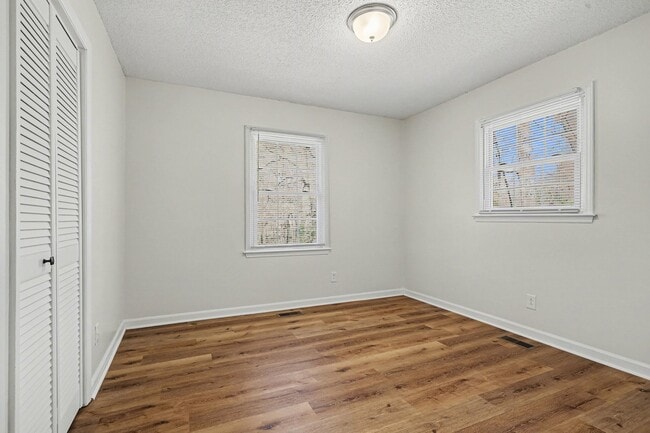 Building Photo - 755 Branch Water