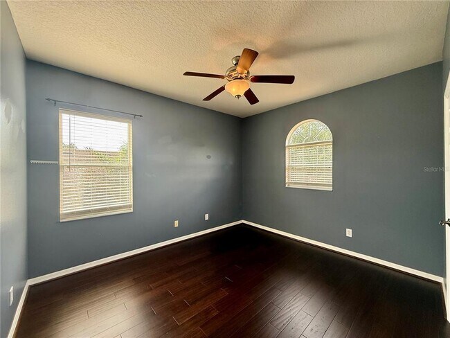 Building Photo - 4495 Harts Cove Way