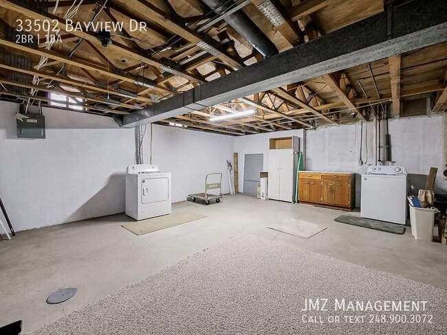 Building Photo - 33502 Bayview Dr