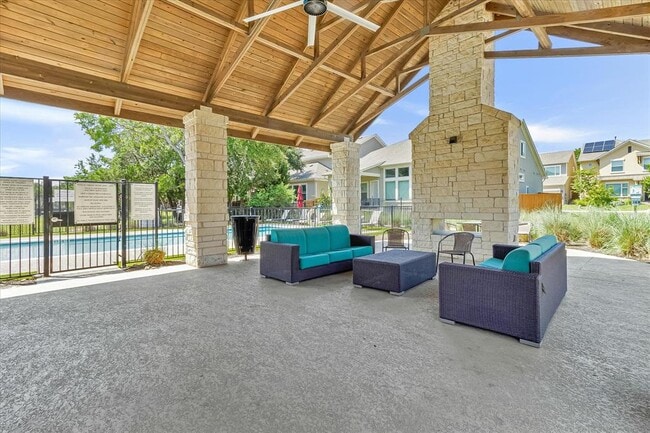 Building Photo - 5820 Harper Park Dr