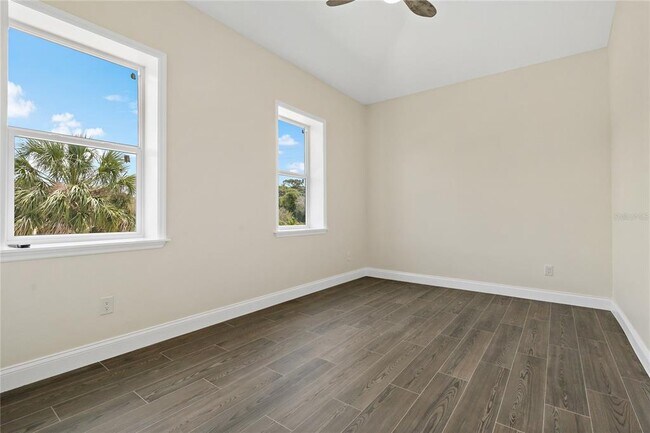 Building Photo - 1348 San Christopher Dr