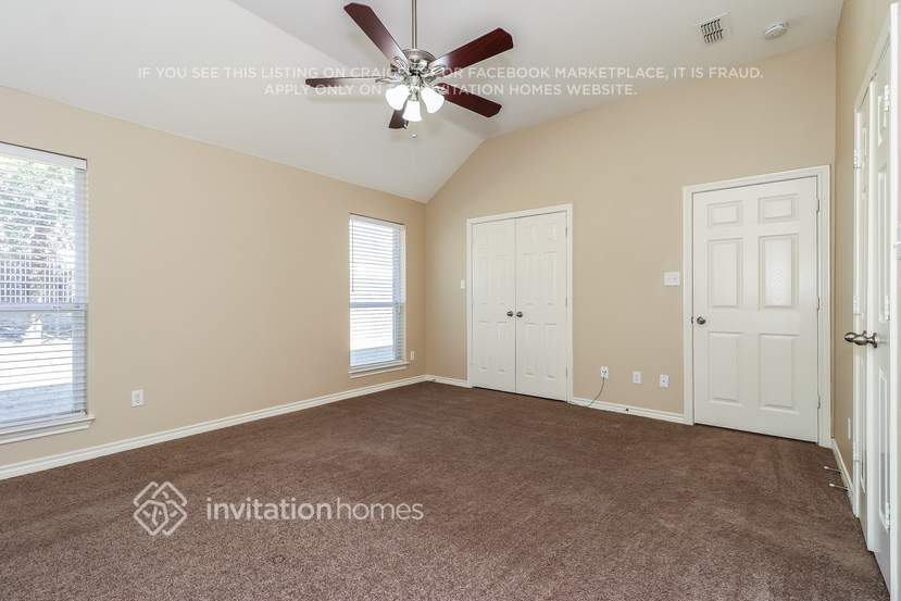 Building Photo - 2105 Nugent Dr