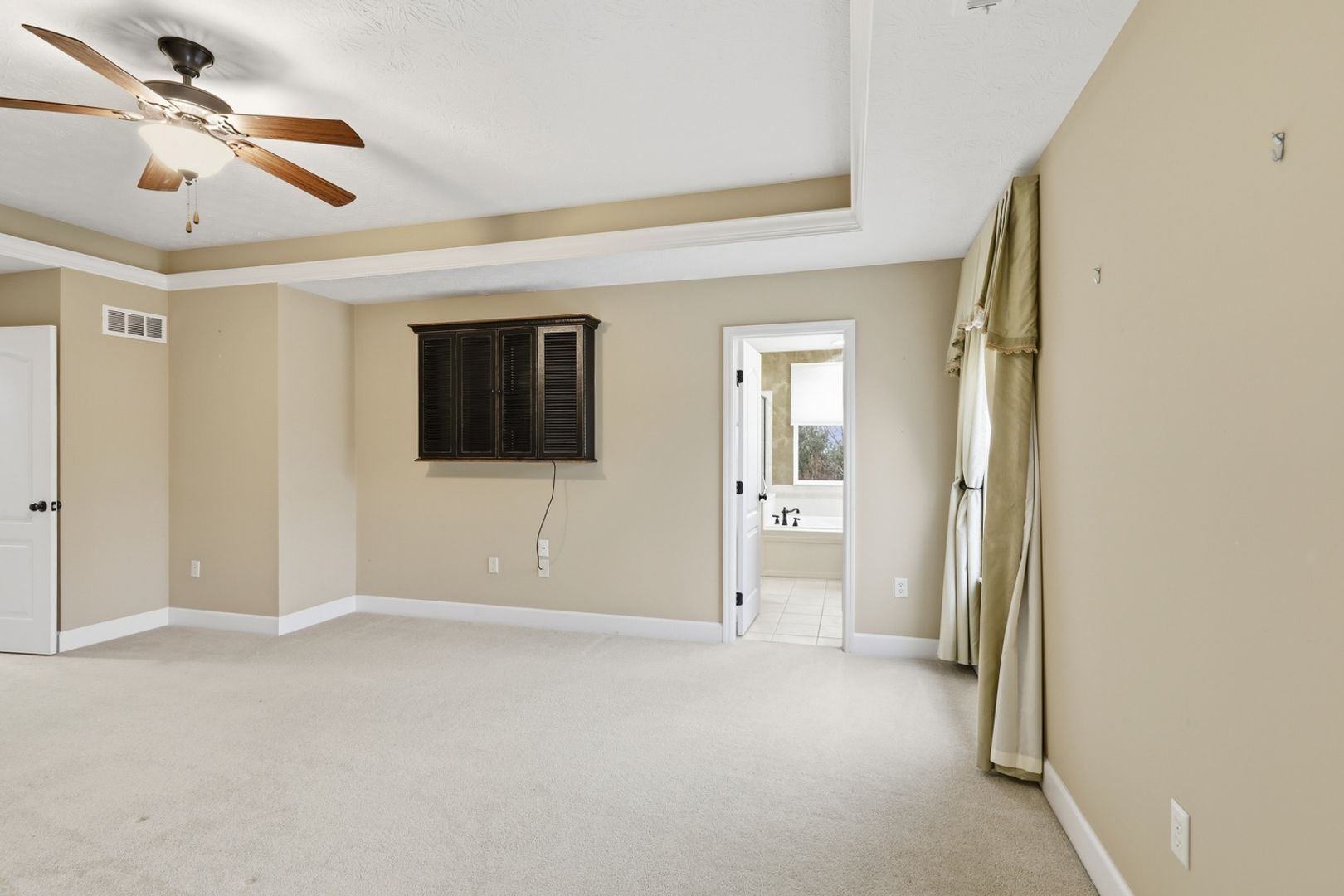 Building Photo - 997 Sweeney Dr