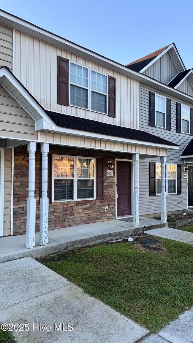 Building Photo - 7003 Banister Loop