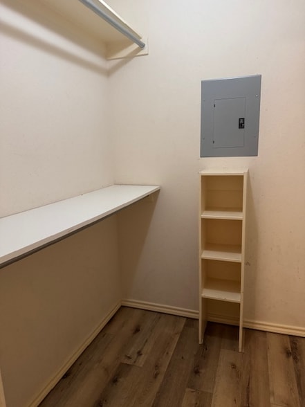 Building Photo - 2 Jeffrey Cir