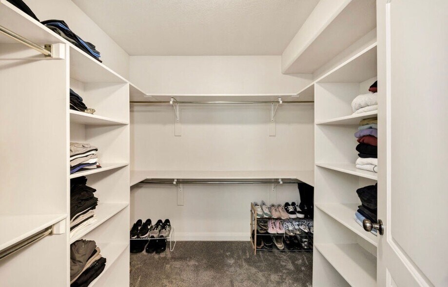 Building Photo - 3205 S 1500 W