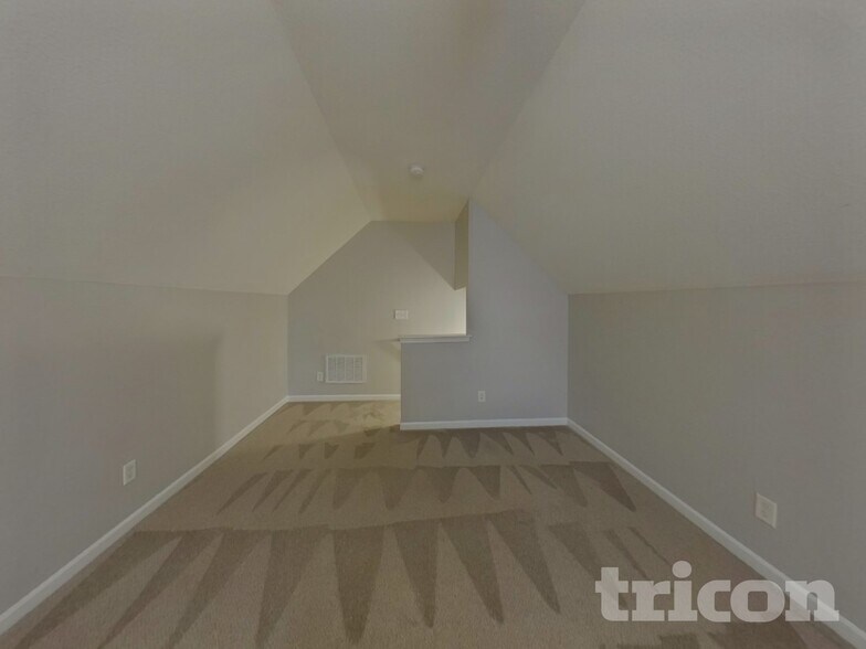 Building Photo - 2104 Gold Nugget Dr
