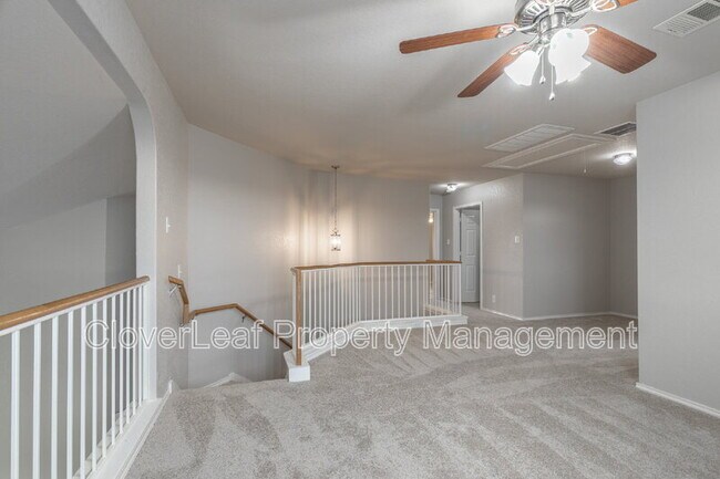 Building Photo - 2424 Dimmitt Dr