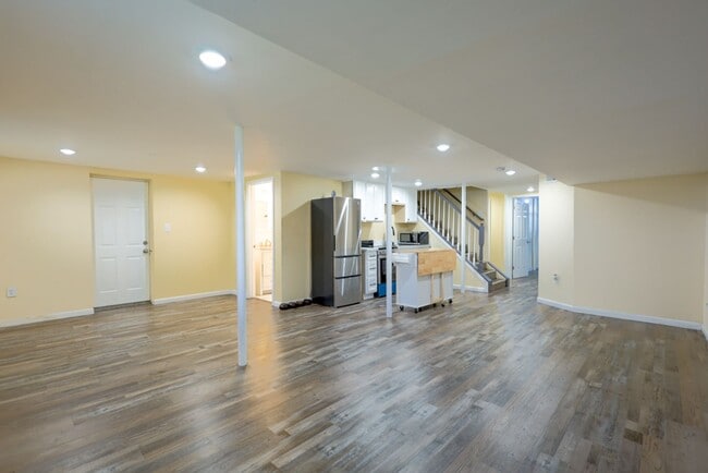 Building Photo - Cozy 1 BR/1 BA Apartment in Severna Park!