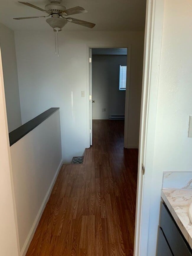 Building Photo - 1211 Summers Ln