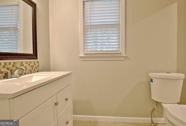 Building Photo - 338 Summer Pl