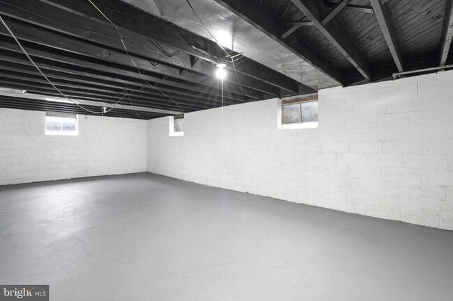 Building Photo - 4404 Miller Rd