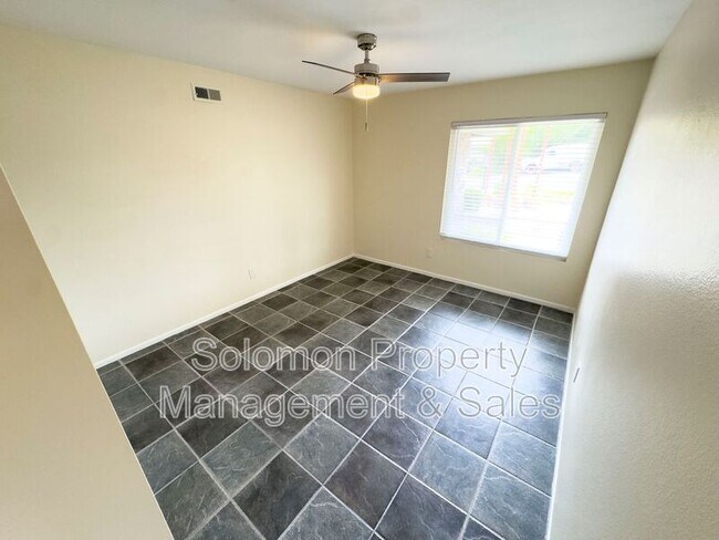 Building Photo - 2701 Fire Mountain Dr