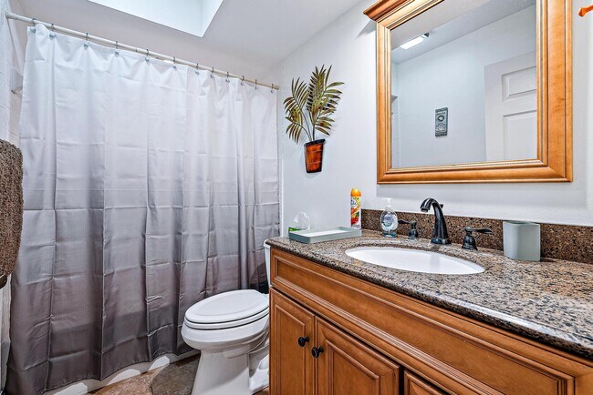 Building Photo - 1528 Ocean Dunes Cir