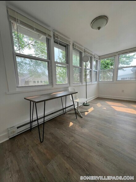 Building Photo - 24 Chetwynd Rd