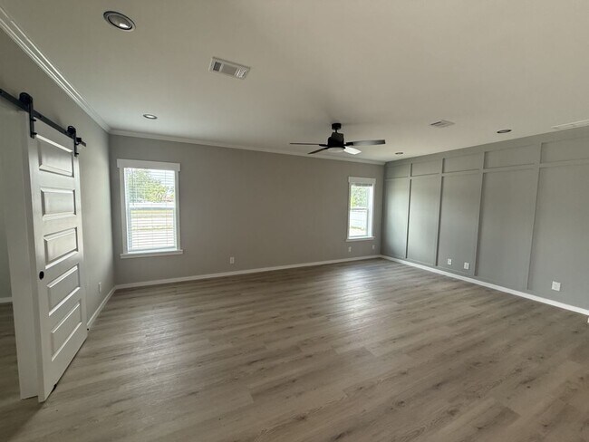 Building Photo - 1659 Voyager Dr