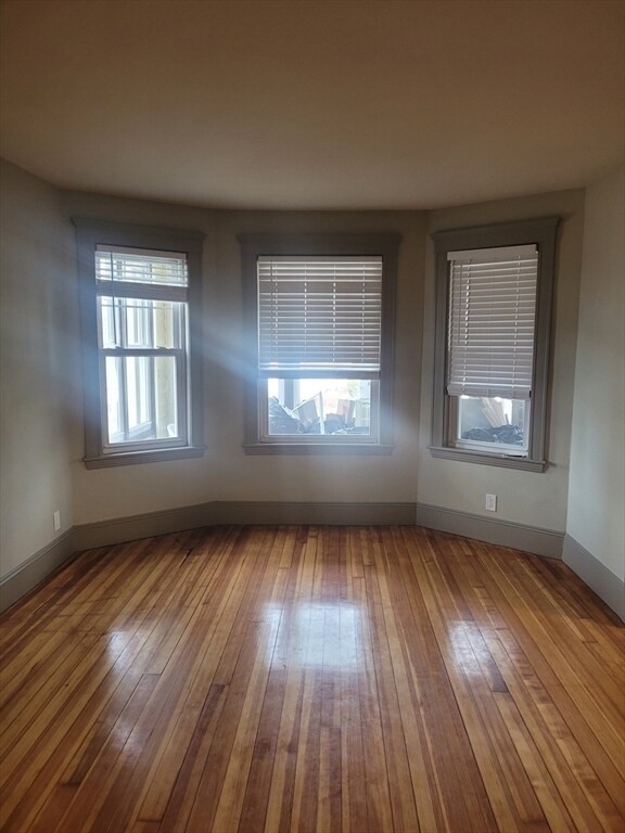 Building Photo - 104 George St