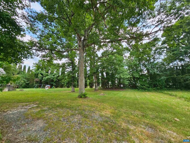 Building Photo - 4271 Davis Hwy