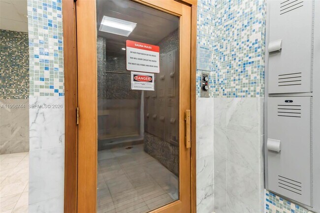 Building Photo - 185 SW 7th St