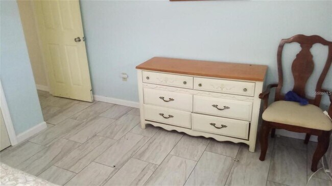 Building Photo - 758 Spring Lake Blvd NW