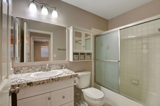 Building Photo - FOR RENT Palm Canyon