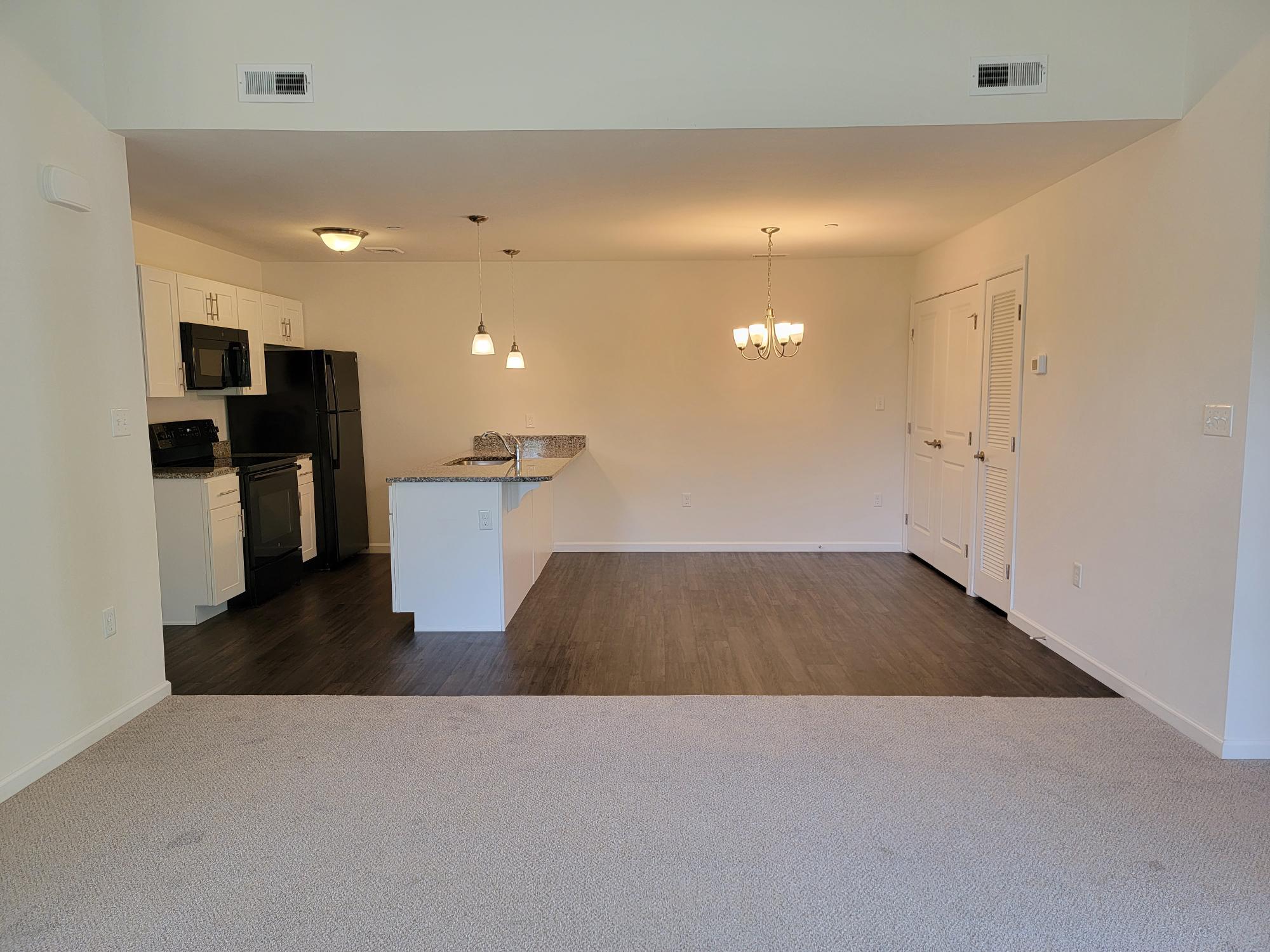 Building Photo - 30 Rollins Ln