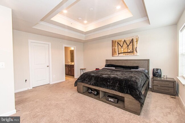 Building Photo - 9637 Block St