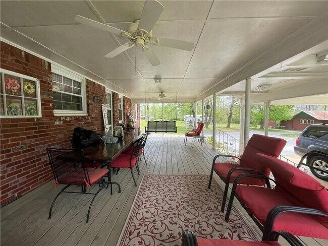 Building Photo - 3633 Loganville Hwy SW