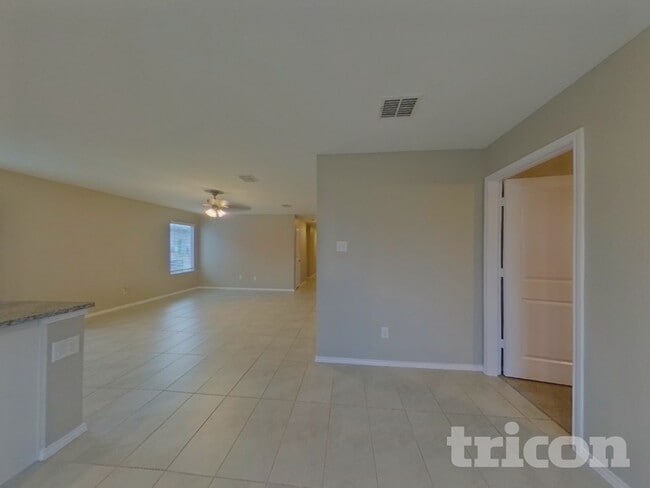 Building Photo - 2504 Bunkerton Dr