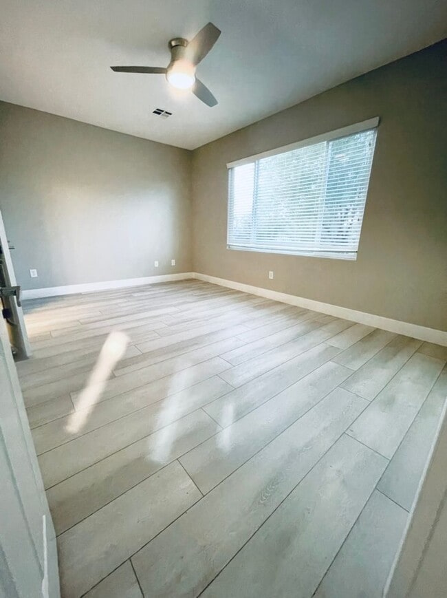 Building Photo - Charming Single-Story Corner Lot Home in Solera 55+ Community