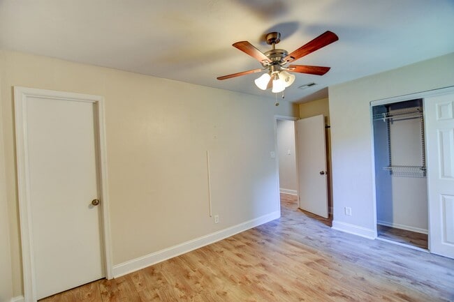 Building Photo - Charming 3-Bedroom, 2-Bath Home in Virgini...