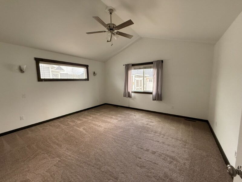 Building Photo - 240 Triple Creek Dr