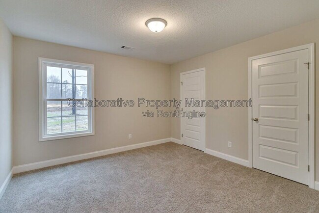 Building Photo - 338 Tallulah Bend