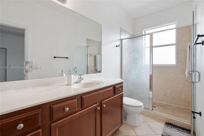 Building Photo - 8618 NW 113th Ct