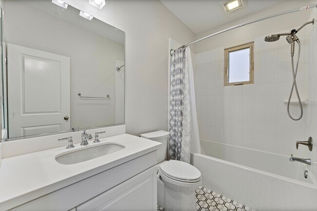 Building Photo - 59 Parkdale