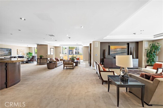 Building Photo - 3052 Scholarship