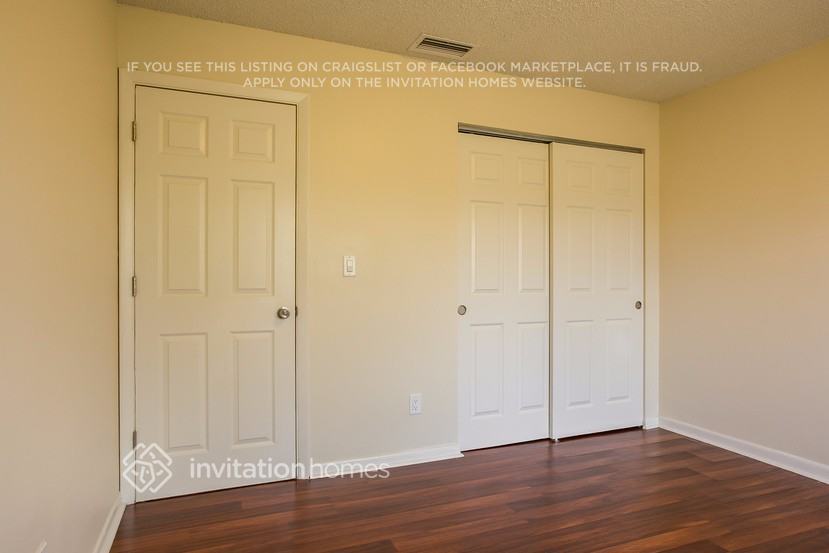 Building Photo - 8211 NW 53rd St