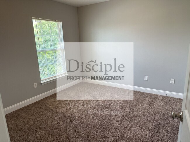 Building Photo - 387 O'Hara Dr