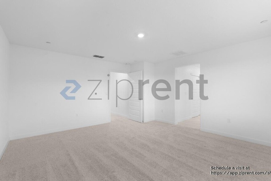 Building Photo - 8495 Anker Wy