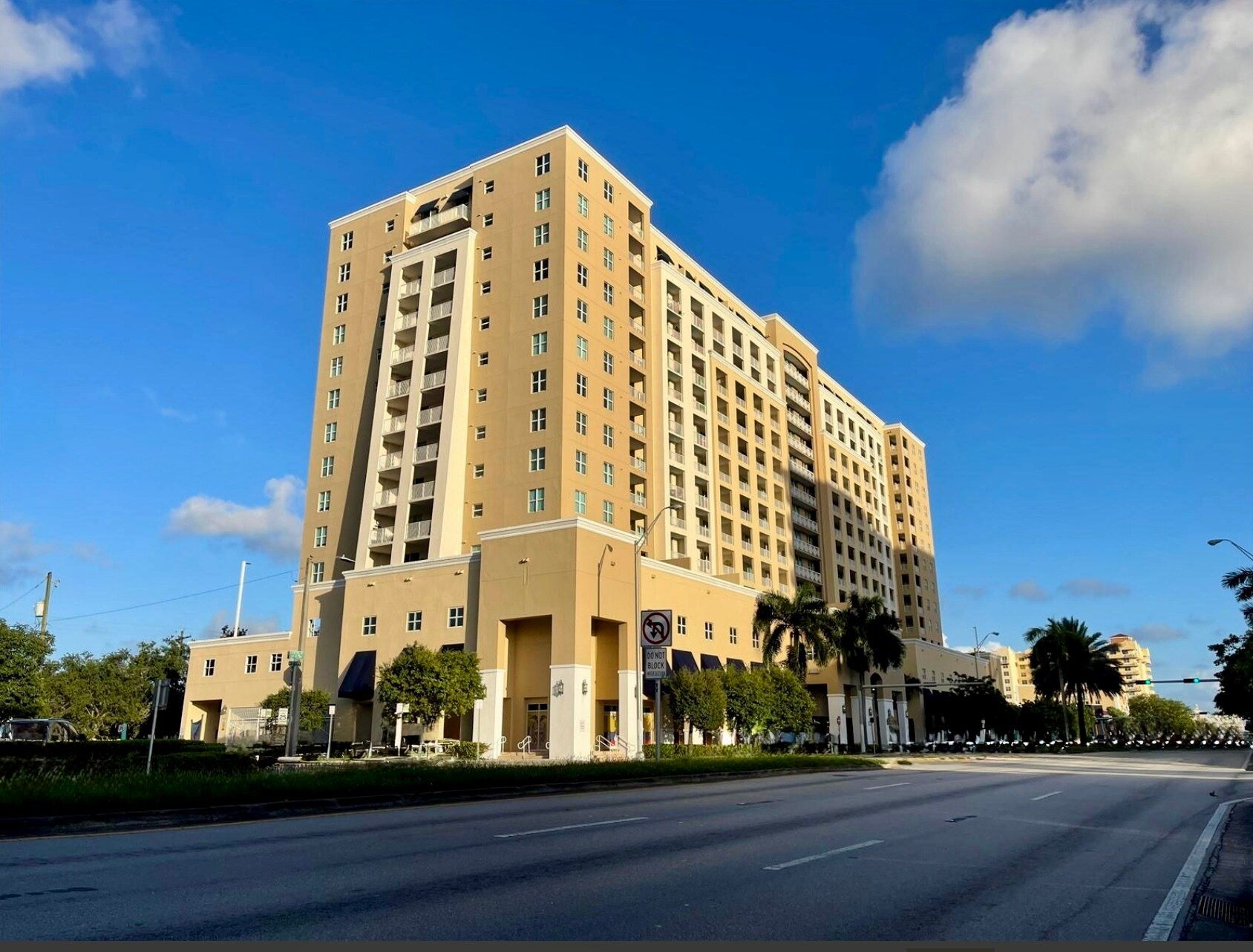 Building Photo - 117 NW 42nd Ave