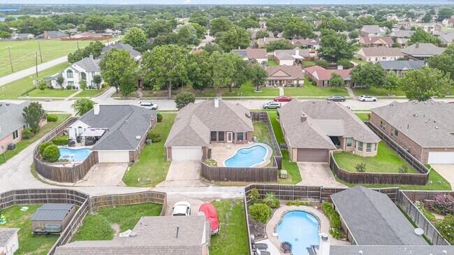 Building Photo - 7318 Harbor Dr