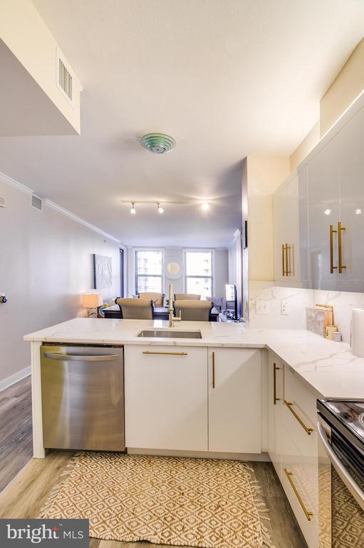 Building Photo - 631 D St NW