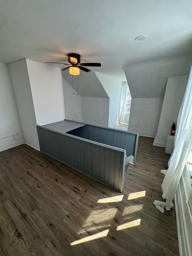 Building Photo - Spacious 3 bedroom, 2 bath home in Sharpsburg