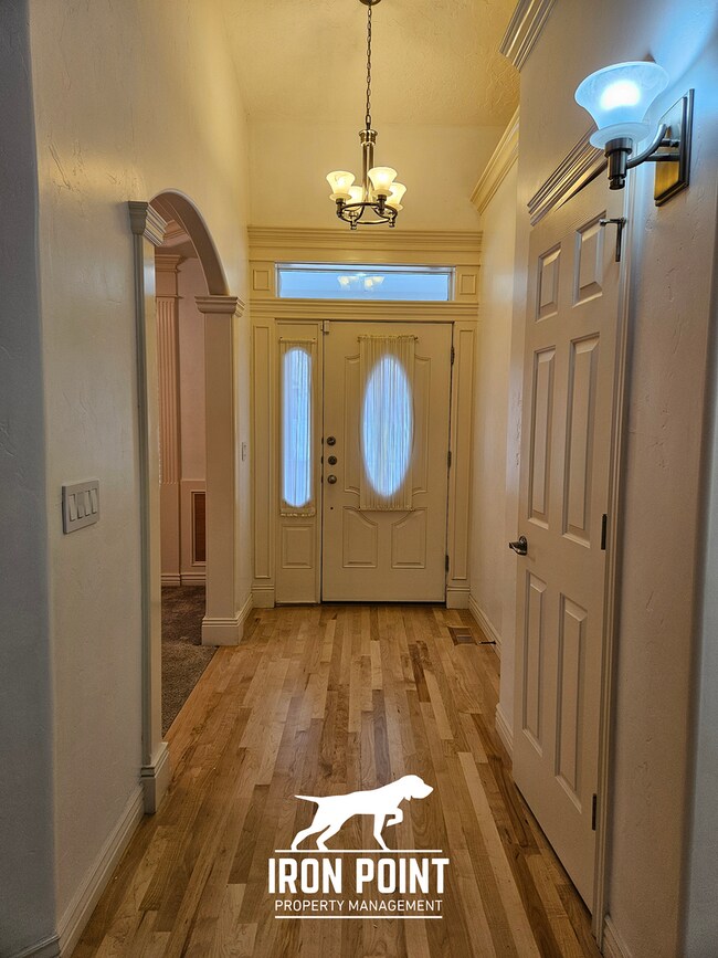 Building Photo - 3bed/2bath in sought after Nampa neighborhood w/3 car garage and large bonus room.