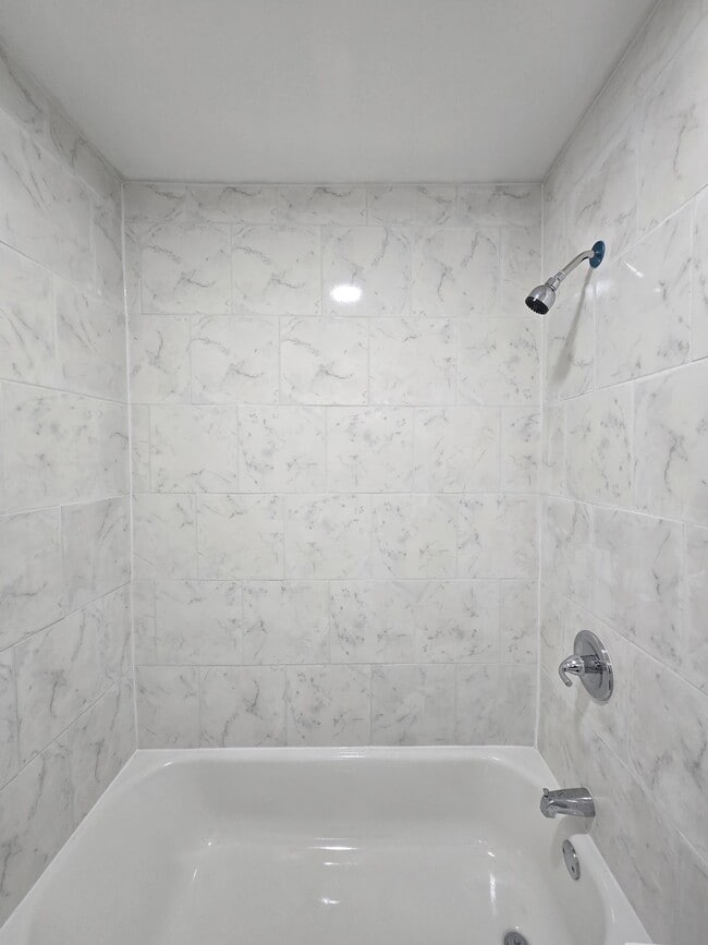 Building Photo - 1029 N New York Ave