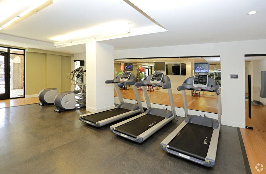 Interior Photo - Third & Valley